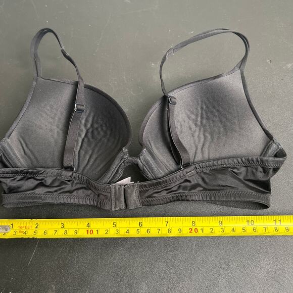 Victoria's Secret Black Polka Dot Push-Up Bra Size 34B - Picture 2 of 4